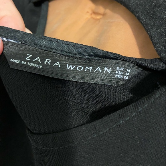 Color-Blocked Zara Dress - Picture 3 of 3